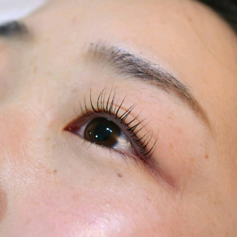 次世代まつ毛パーマ♥パリジェンヌラッシュリフト♥今月のご予約はいっぱいになりました★　