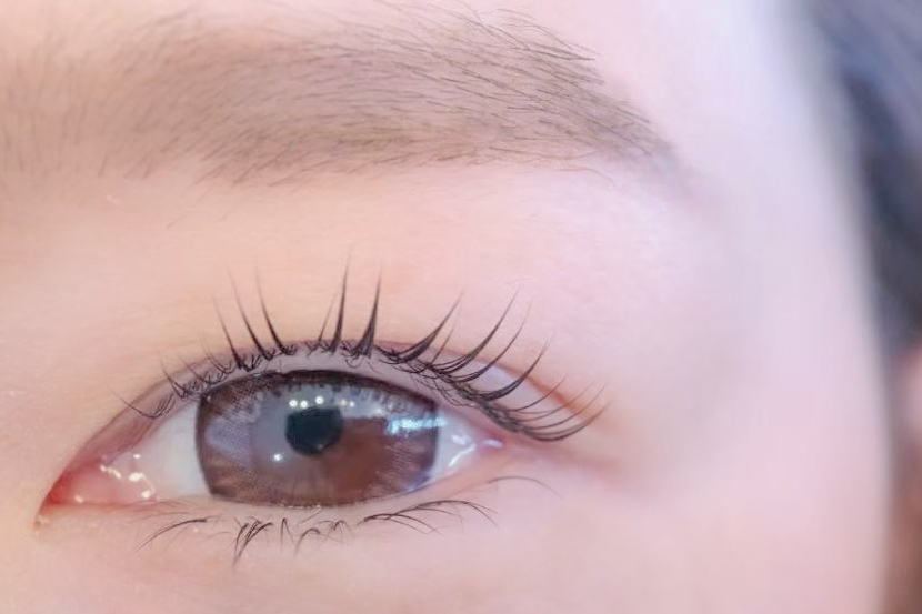 1日に何回もビューラーをしているあなたに♡【松本市マツエク&まつげカール専門店LUIRE(ルイール)】